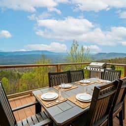 Mountain Top Retreat - Image 5