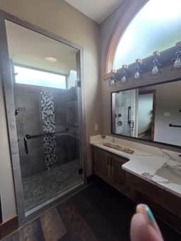 Moonglow Manor - Image 5